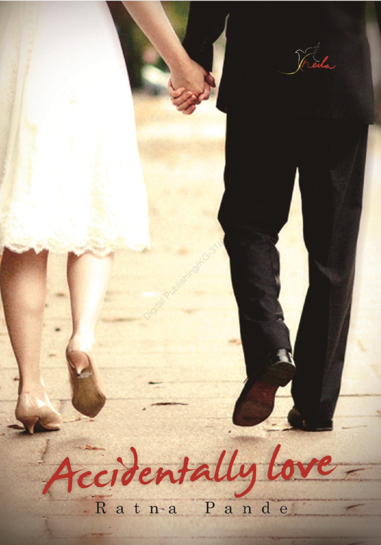 Cover Accidentally Love :  - / Ratna Pande
