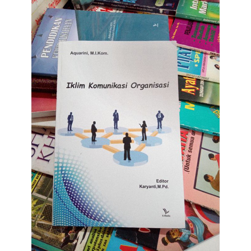 Cover Iklim Komunikasi Organisasi / Aquarini,M.I.Kom
