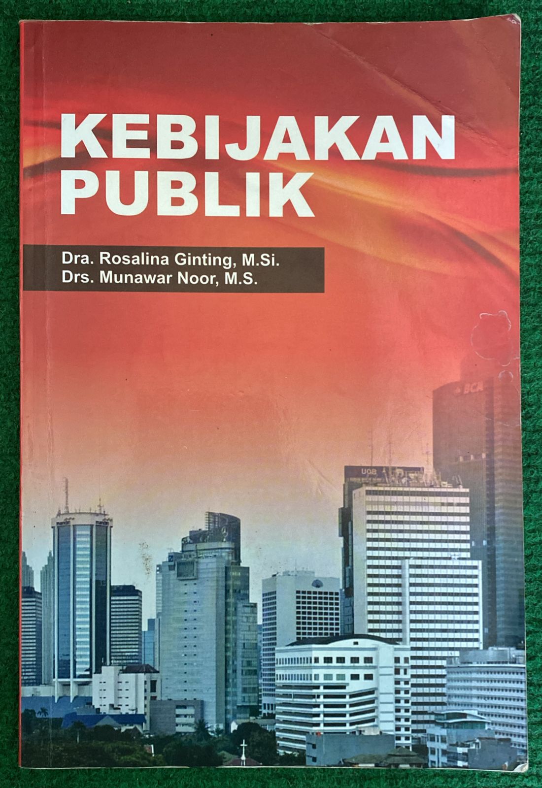 Cover Kebijakan Publik / Rosalina Ginting