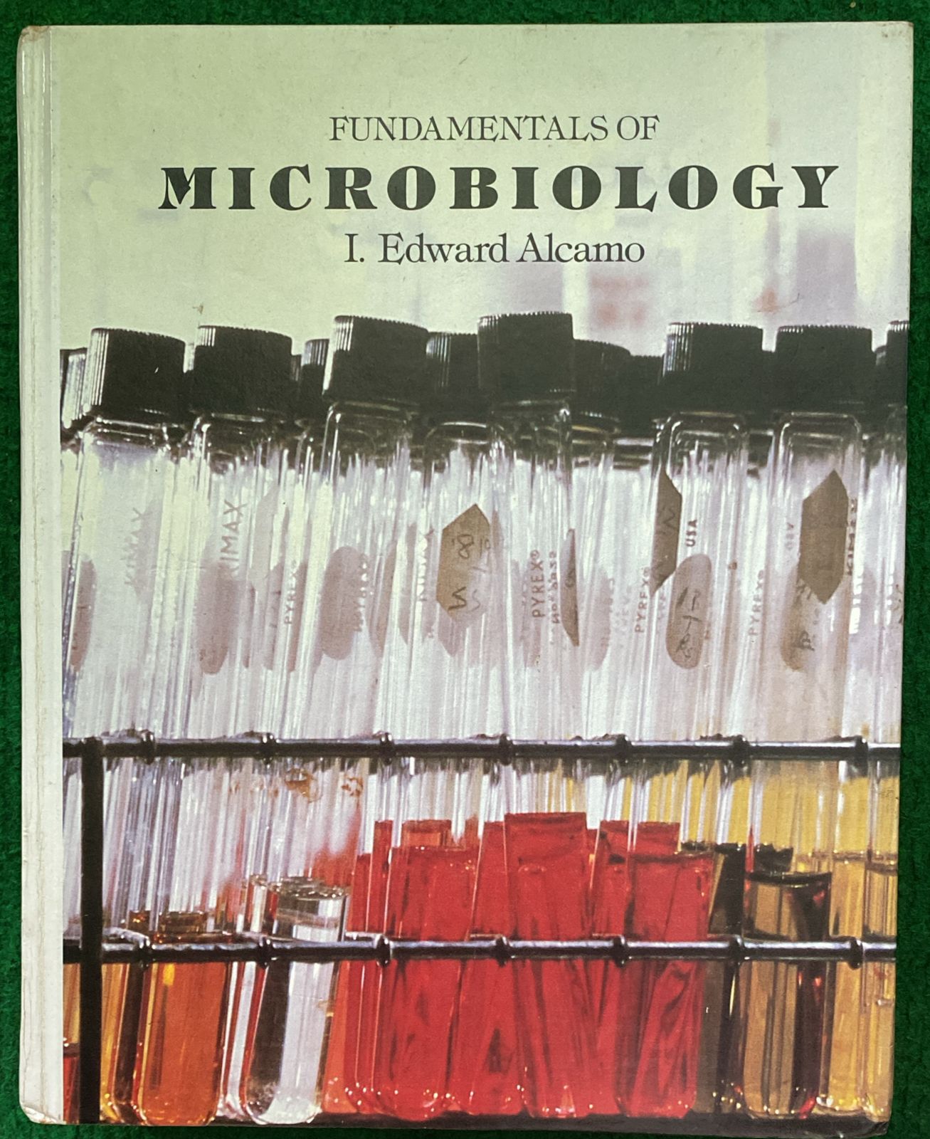 Cover Fundamental Of Microbiology / I. Edward Alcamo